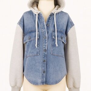 American Eagle Women’s Crop Denim Hoodie Jacket Size Medium